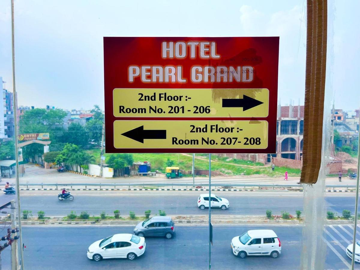 Hotel Pearl Grand, Zirakpur - Top Rated & Most Awarded Property In Tricity Чандигарх Экстерьер фото